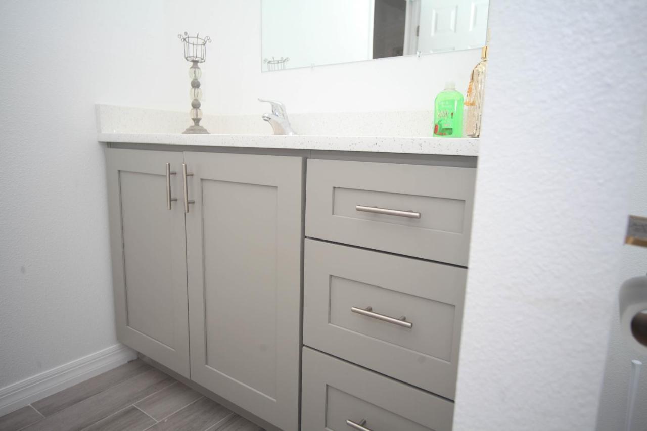 A Beautiful Queen Bedroom Orlando Exteriör bild