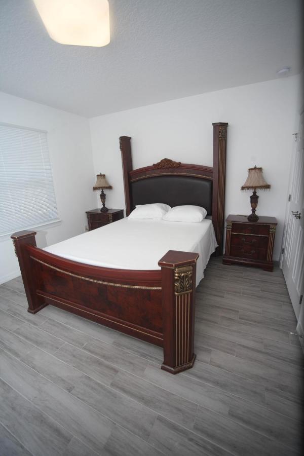 A Beautiful Queen Bedroom Orlando Exteriör bild