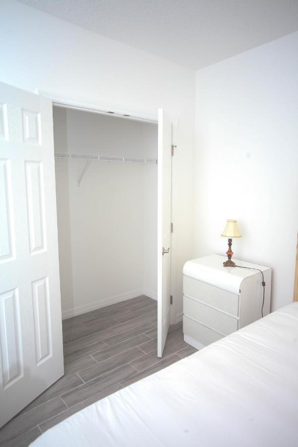 A Beautiful Queen Bedroom Orlando Exteriör bild