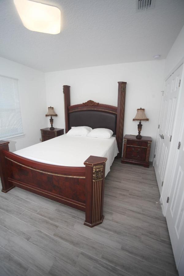 A Beautiful Queen Bedroom Orlando Exteriör bild