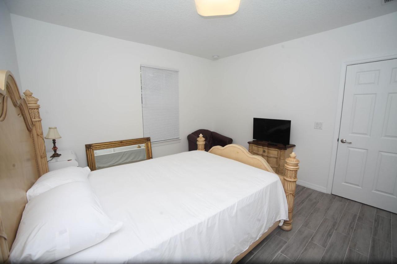 A Beautiful Queen Bedroom Orlando Exteriör bild
