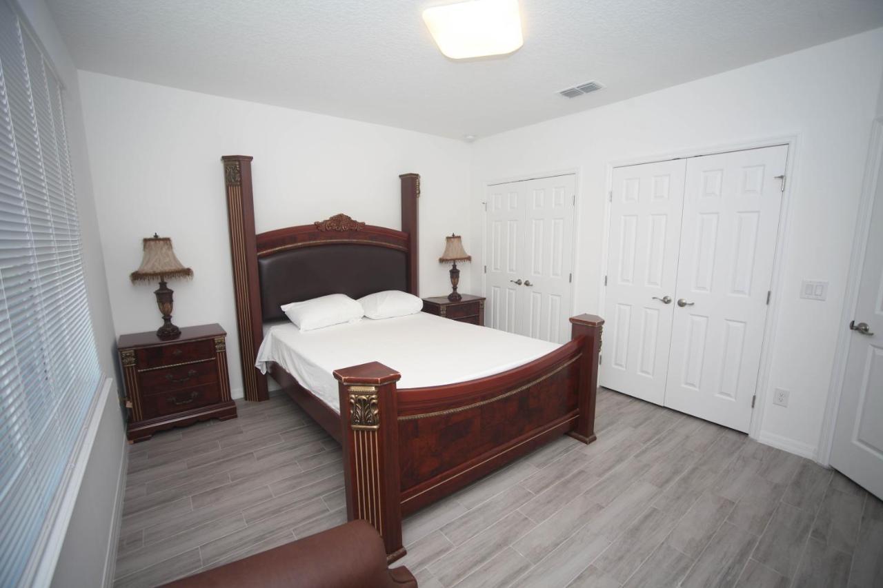 A Beautiful Queen Bedroom Orlando Exteriör bild