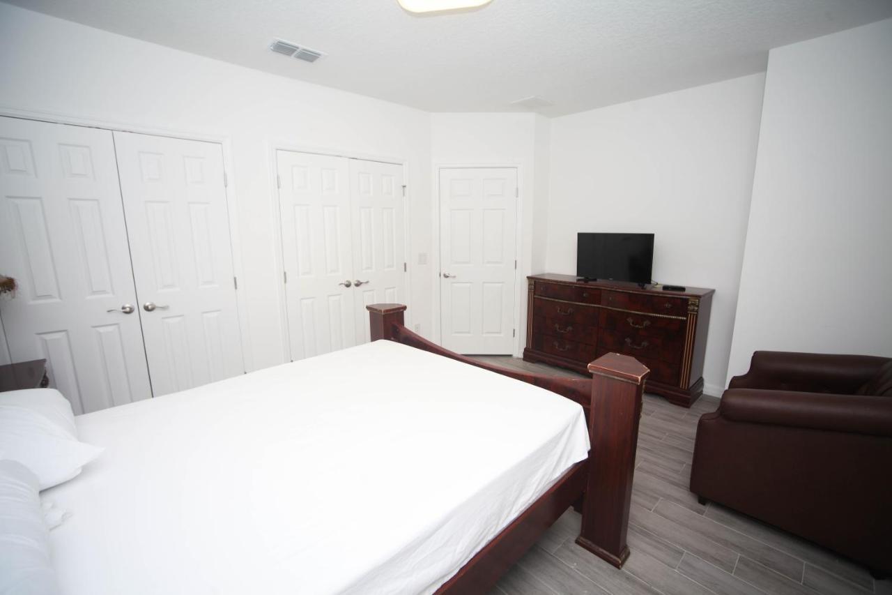 A Beautiful Queen Bedroom Orlando Exteriör bild